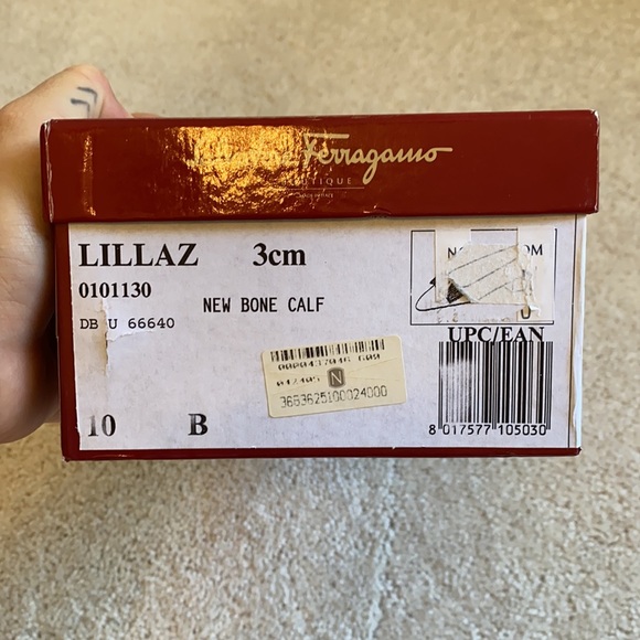 Salvatore Ferragamo “Lillaz” pumps - Picture 9 of 13